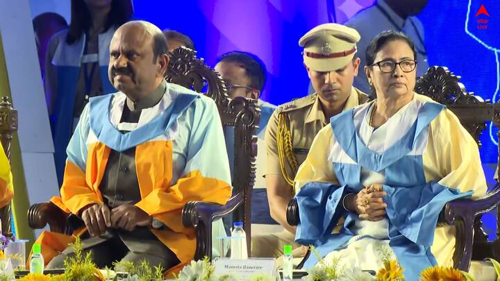 '  সেন্ট জেভিয়ার্স বিশ্ববিদ্যালয়ে ওঁর অবদানের জন্য আমরা এই সম্মান তাঁকে দেব। পশ্চিমবঙ্গে অনেক বিশ্ববিদ্যালয়ের জন্যই ওঁর অবদান রয়েছে। উচ্চশিক্ষার ক্ষেত্রে মুখ্যমন্ত্রীর অনেক অবদান রয়েছে।' বলে দাবি ভাইস চ্যান্সেলরের।