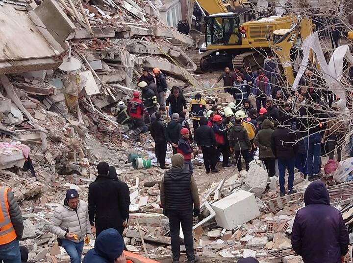 turkiye earthquake hundreds of people killed in earthquake in turkiye syria pm modi india offered help 10 highlights Turkiye Earthquake : तुर्की-सीरियात हाहा:कार! 24 तासांत 40 हून अधिक भूकंपाचे धक्के, 2600 जणांचा मृत्यू; 10 महत्त्वाचे मुद्दे