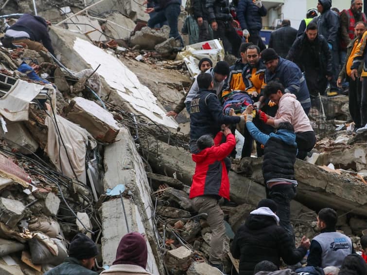 Turkey Earthquake Updates Three Massive Quakes Strike Turkey Syria Death Toll Relief Operations Key Highlights Three Massive Earthquakes In Turkey And Syria, Over 2500 Killed, Bad Weather Hits Rescue Ops. Key Points