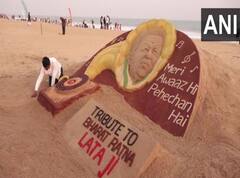 Lata Mangeshkar Death Anninversary: લતા મંગેશકરની પુણ્યતિથિ પર સેન્ડ આર્ટિસ્ટે બનાવી 6 ફૂટની પ્રતિકૃતિ, જાણો શું લખ્યું