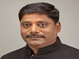 Pune By election congress ravindra dhangekar nominated for kasba by poll election pune Pune Bypoll election : कसब्यात महाविकास आघाडीचा उमेदवार ठरला;  काँग्रेसच्या रविंद्र धंगेकरांचं नाव जाहीर