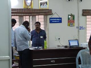 Crime: சேலத்தில் லஞ்சம் வாங்கிய சார்பதிவாளர் கைது  -   லஞ்ச ஒழிப்பு போலீஸ் அதிரடி