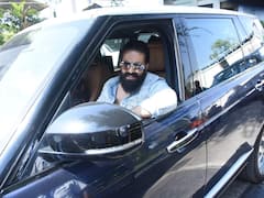 Yash: ముంబై ఎయిర్ పోర్టులో రాఖీ భాయ్ సందడి