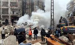 Deadly Earthquakes: চোখের পলকে নিশ্চিহ্ন চারপাশ, কয়েক হাজার থেকে কয়েক লক্ষ, দু’দশকে বার বার ভূমিকম্পে লন্ডভন্ড বিশ্ব