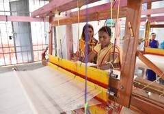 Deendayal Antyodaya Yojana: કેન્દ્ર સરકારની આ યોજના દૂર કરશે ગરીબી! રોજગારથી લઈને ઘર સુધીનો આપે છે લાભ