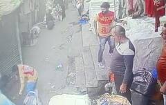 Ahmedabad: લગ્ન પ્રસંગે જમવા બાબતે ટોકતાં યુવકને જાહેરમાં તલવાર-છરીના ઘા મારી પતાવી દીધો, જાણો વિગત