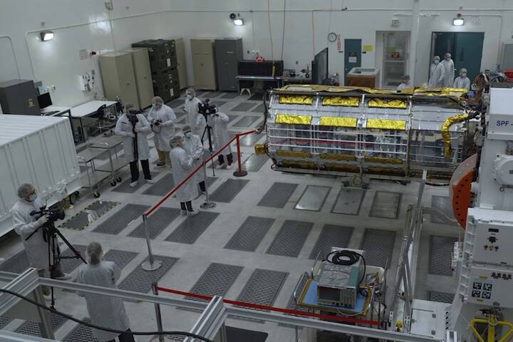 जेट प्रोपल्जन लॅबमध्ये (JPL) आयोजित एका कार्यक्रमात एस. सोमनाथ म्हणाले की, 'इस्त्रो आणि नासाची ही संयुक्त मोहीम एक वैज्ञानिक साधन म्हणून रडारच्या क्षमतेचे एक शक्तिशाली प्रात्यक्षिक असेल.