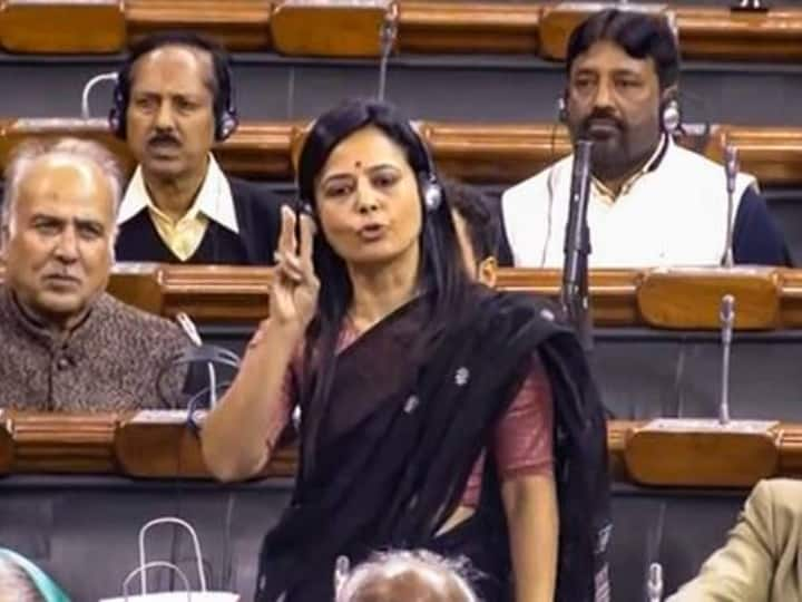 Mahua Moitra Speech: टीएमसी सांसद मोइत्रा पर लगा असंसदीय भाषा का इस्तेमाल करने का आरोप, लोकसभा में भारी हंगामा