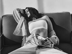 Tara Sutaria Pics: जीन्स में तारा सुतारिया ने कुछ इस तरह फ्लॉन्ट किया परफेक्ट फिगर, पतली कमरिया के दीवाने हुए फैंस