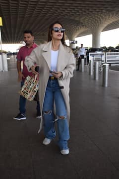 Malaika Arora Keeps It Cool And Chic At Mumbai Airport, See Pics