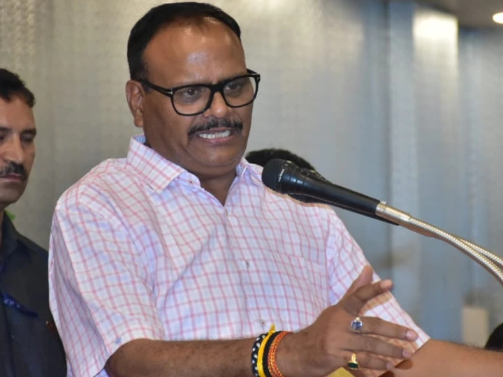 UP Politics: डिप्टी सीएम ब्रजेश पाठक का राहुल गांधी को लेकर बड़ा बयान, कहा- 'मानसिक संतुलन खो बैठे हैं'