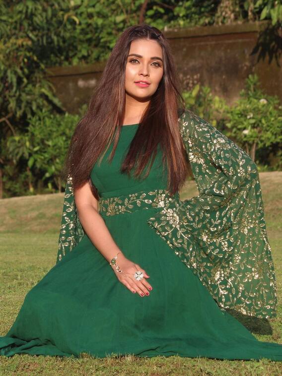 कुंडली भाग्य की सोनाक्षी हैं इतनी पढ़ी- लिखी