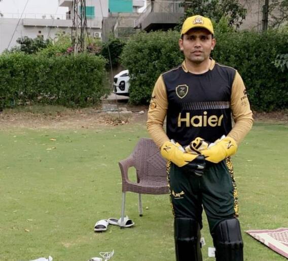 पाकिस्तानी क्रिकेटर कामरान अकमलचा क्रिकेटला अलविदा