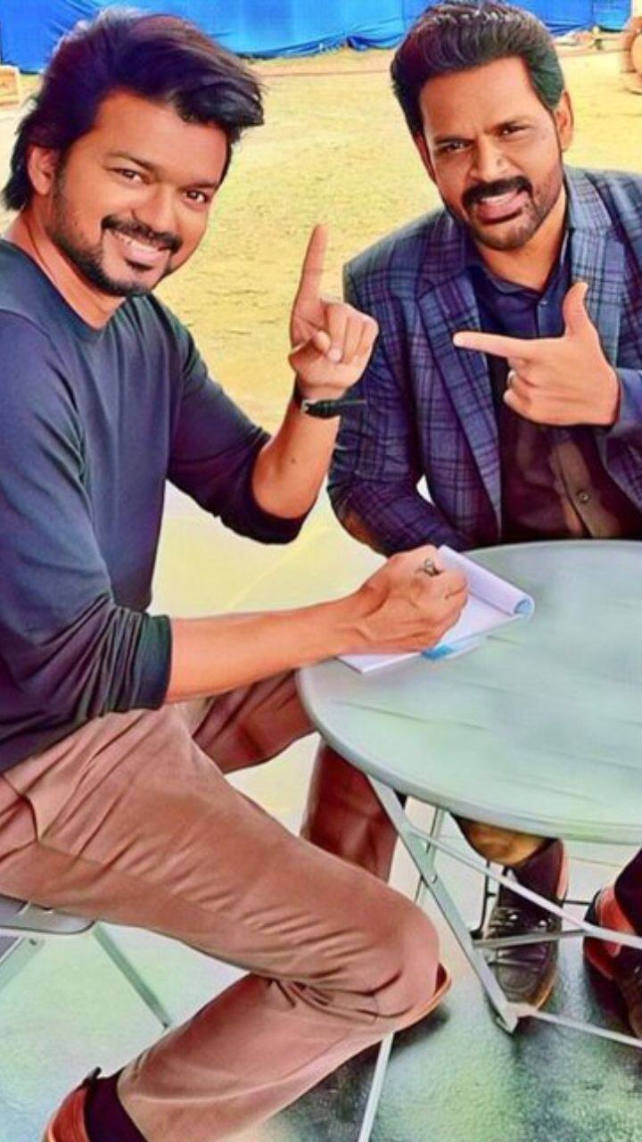 வாரிசு படம் மூலம் தற்போது வெற்றி நாயகனாக வலம் வருகிறார் விஜய்