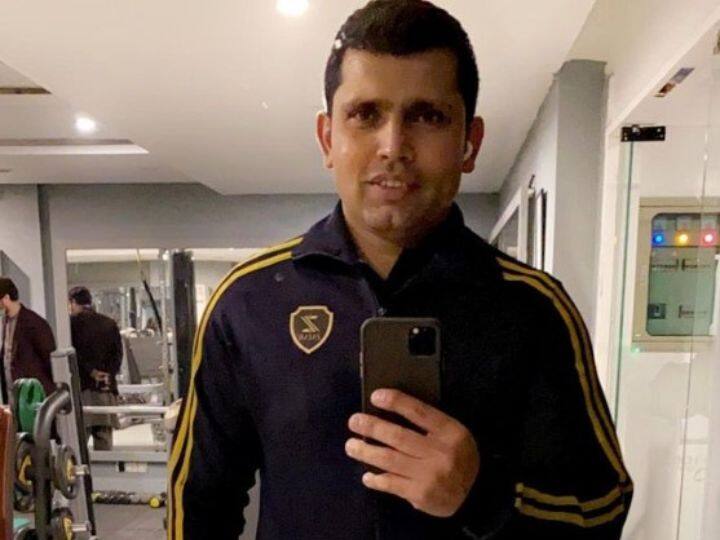 पाकिस्तान आणि इंग्लंड यांच्यातील हा सामना ब्रिस्टलमध्ये खेळला गेला. या यष्टीरक्षक फलंदाजाने 2 एप्रिल 2017 रोजी वेस्ट इंडिजविरुद्ध शेवटचा टी-20 सामना खेळला होता.