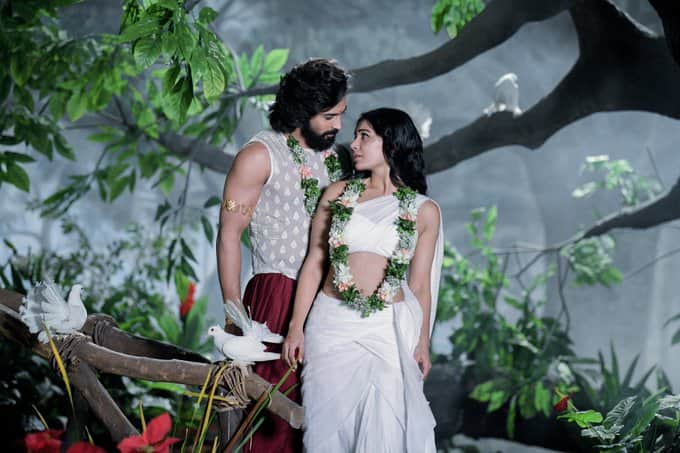 சமந்தாவின் ரசிகர்கள் பலரும், இவருக்கு ஆதரவையும் ஆறுதலையும் தெரிவித்து வருகின்றனர்.