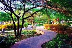 Valentine Day 2023: दिल्ली में हैं तो फिक्र कैसी, गर्लफ्रेंड के साथ वक्त बिताने के लिए यहां नहीं है स्पॉट्स की कमी, हर इमारत की है अपनी कहानी