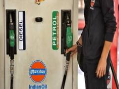 Petrol, Diesel Price: தொடர்ந்து மாற்றமடையும் அத்தியாவசிய பொருட்களின் விலை.. இன்று மாறியதா பெட்ரோல், டீசல் விலை..?