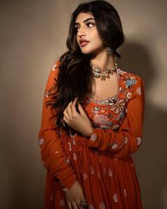 SreeLeela: ఇద్దరు పిల్లలను దత్తత తీసుకున్న శ్రీలీల - ఎంత మంచి మనసో