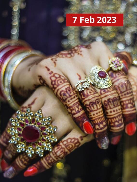 బంగారం పైకి, వెండి కిందకు - ఇవాళ్టి రేటు ఇది