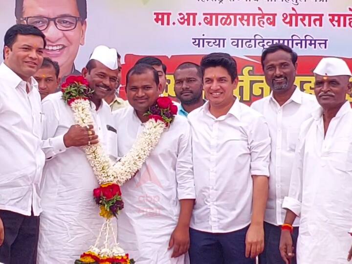 वनिर्वाचित आमदार सत्यजित तांबे, जयश्री थोरात यांनी या कीर्तन सोहळ्यात हजेरी लावत वाढदिवस साजरा केला. बाळासाहेब थोरात यांनी थेट मुंबईहून व्हिडिओ संदेश पाठवत सर्वांचे आभार मानले.