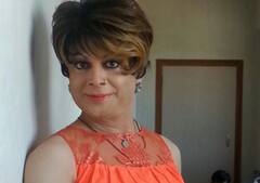 बार में डांस...जेंडर चेंज-दर्दभरी शादी और फिर पैरालिसिस अटैक, बहुत मुश्किलों भरी रही बॉबी डार्लिंग की लाइफ