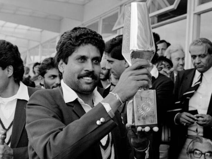 8 फेब्रुवारी 1994  रोजी अहमदाबादमधील मोटेरा स्टेडियमवर भारत आणि श्रीलंका यांच्यात मालिकेतील तिसरा आणि शेवटचा कसोटी सामना खेळला जात होता.  (Image Credit - Getty Image)