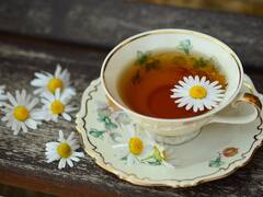 Herbal Tea : உடல்நலனை பாதுகாக்கும் ஹெல்தி ஹெர்பல் டீ ; லிஸ்ட் இதோ!