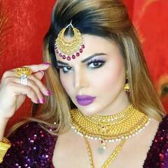 आए दिन विवादों में रहने वाली राखी सावंत के भाई-बहन जी रहे हैं ऐसी लाइफ, मां ने की थी दो शादियां