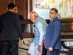 संसद में स्पेशल ब्लू जैकेट पहने दिखे पीएम मोदी, दो दिन पहले ही मिली थी गिफ्ट