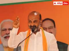 ఆ నలుగురు కలెక్టర్లే అంతా చేస్తున్నారు - వారి సంగతి చూస్తానని బండి సంజయ్ వార్నింగ్ !