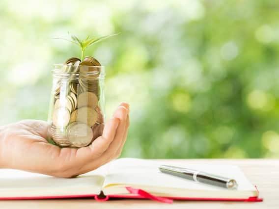 ટાઈમ ડિપોઝીટની વાત કરીએ તો તેમાં 1, 2, 3 કે 5 વર્ષ માટે પૈસા જમા કરાવી શકાય છે અને તેના પર 7 ટકા સુધીનું વ્યાજ આપવામાં આવશે. (PC - Freepik.com)