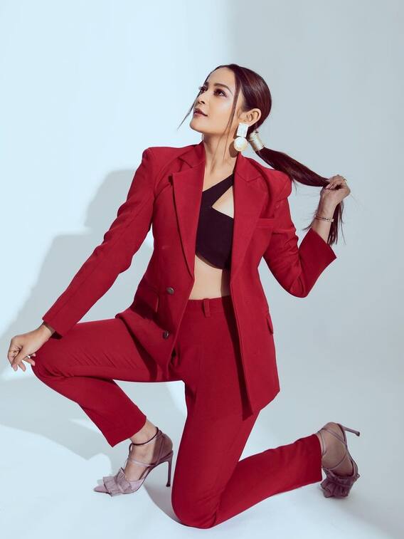 ये रिश्ते हैं प्यार के की कुहू के पास है ये डिग्री