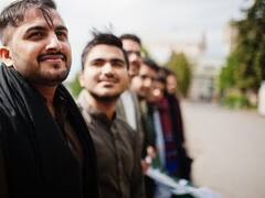 अब चीन भी नहीं दे रहा साथ? पाकिस्तान में इस चाइनीज कंपनी ने हजारों कर्मियों को नौकरी से हटाया