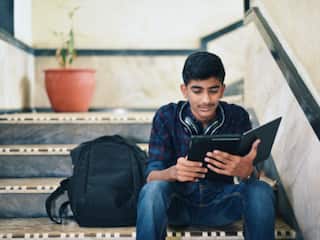 ​Digital Technology: डिजिटल तकनीक से आई शिक्षा के क्षेत्र में क्रांति, मल्टीमीडिया संसाधन पढ़ाई को बना रहे रोचक