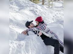 Photos: स्पेन की सर्दियों में पति निक जोनस के साथ रोमांटिक हुईं प्रियंका चोपड़ा, वेकेशन पर साथ नजर आईं बेटी मालती