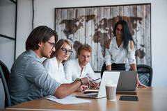 Zodiac Signs: આ 5 રાશિના લોકોની લાઇફસ્ટાઇલ હોય છે અલગ, ડિસિપ્લિન મામલે હોય છે કડક