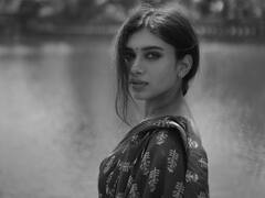 Dushara Vijayan : ‘ப்ளாக் அண்ட் வொயிட் கண்ணு உன்னப் பாத்தா கலரா மாறுதே..’ துஷாரா வெளியிட்ட விண்டேஜ் க்ளிக்ஸ்!