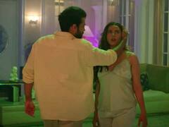 इस टीवी एक्टर के साथ अक्षरा सिंह ने फिल्माए थे इंटीमेट सीन्स, घरवालों से दूर बैठकर देखिए वीडियो