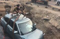 Ahmedabad: અમદાવાદમાં આણંદ એગ્રીકલ્ચર યુનિવર્સિટીના પૂર્વ વાઇસ ચાન્સેલર ગાડી સાથે ખાડામાં ખાબક્યા