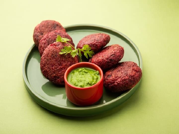 Beetroot Aloo Cutlet best for kids in breakfast learn easy recipe here Beetroot Aloo Cutlet Recipe: नाश्ते में बच्चों के लिए बेस्ट है चुकंदर आलू कटलेट, यहां जानें आसान रेसिपी