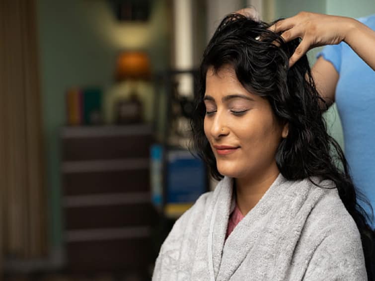 Know What Benefits Ayurveda Can Bring To Your Hair Care Routine All You Need To Know Ayurveda For Hair: From Hair Types, Issues To Treatments – All You Need To Know