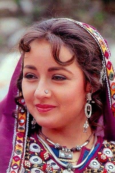 इसी के साथ आपको बता दें कि जेबा बख्तियार के पिता यह बख्तियार पाकिस्तान के अटार्नी जनरल रह चुके हैं तो वहीं दूसरी तरफ एक्ट्रेस की मां एक ब्रिटिश महिला हैं. (Photo- Instagram)