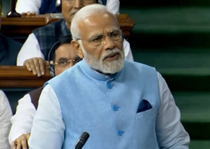 Did the PM praise the film Pathan? Shahrukh Khan's fans got angry on the Prime Minister's statement શું PM મોદીએ પઠાણ ફિલ્મના વખાણ કર્યા? વડાપ્રધાનના નિવેદન પર શાહરૂખ ખાનના ફેન્સ થયા ફીદા