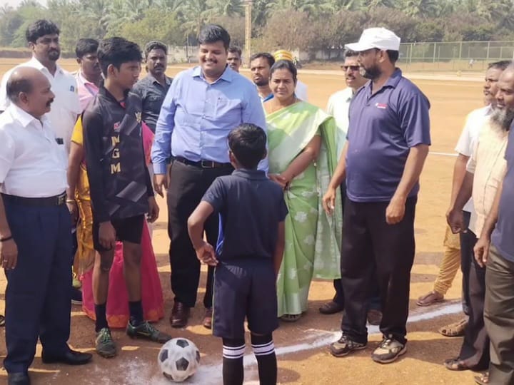 கரூரில் முதலமைச்சர் கோப்பை விளையாட்டு போட்டி தொடக்கம்