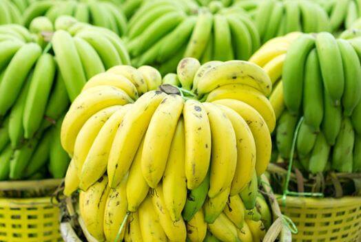 Banana : धुळ्याची केळी इराणच्या बाजारात
