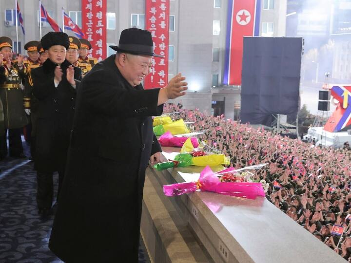 नॉर्थ कोरिया के नेता किम जोंग उन अपनी बेटी को देश की अगली भावी नेतृत्व की भूमिका निभाने के काबिल समझते हैं.