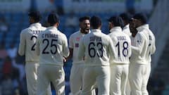 IND vs AUS 1st Test: জাডেজার ৫ উইকেটের পর রোহিতের ঝোড়ো অর্ধশতরানে চালকের আসনে ভারত