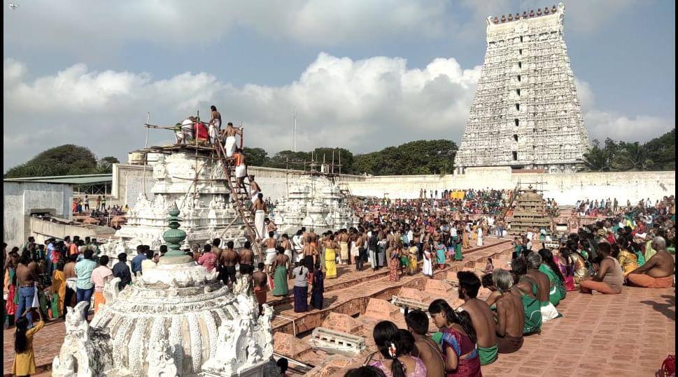 திருச்செந்தூர் சுப்பிரமணியசுவாமி கோவில் தை உத்திர வருஷாபிஷேகம் - திரளான பக்தர்கள் பங்கேற்பு Tiruchendur Subramaniaswamy Temple Thai Uthra Varushabhishekam Large number of devotees participate TNN திருச்செந்தூர் சுப்பிரமணியசுவாமி கோவில் தை உத்திர வருஷாபிஷேகம் - திரளான பக்தர்கள் பங்கேற்பு