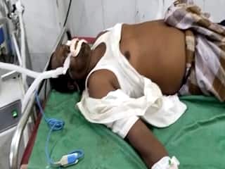  புகாருக்கு வழக்குப்பதிவு செய்யாததால் காவல் நிலையம் முன்பு விஷம் குடித்த  விவசாயி உயிரிழப்பு